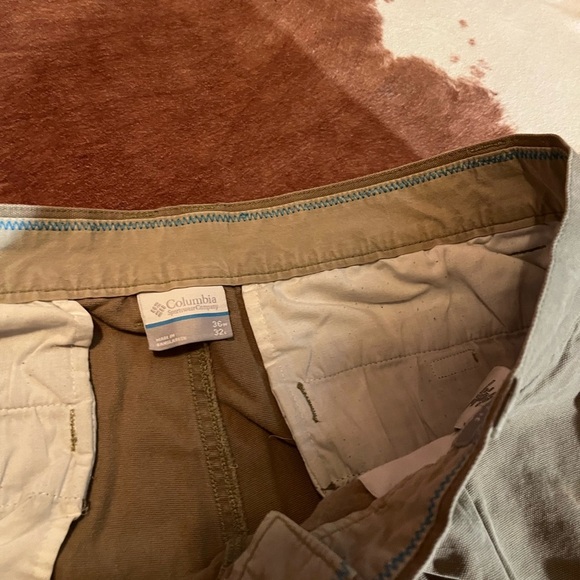 Mens Columbia pants 
size 36X32
No flaws - Picture 3 of 4